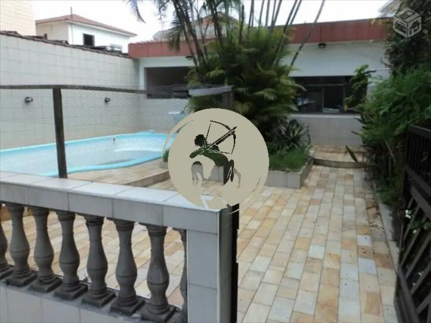 Casa com 3 quartos à venda, 314m2 em Vila Belmiro, Santos - SP - imagem 3 Foto 3 de Casa com 3 quartos à venda, 314m2 em Vila Belmiro, Santos - SP