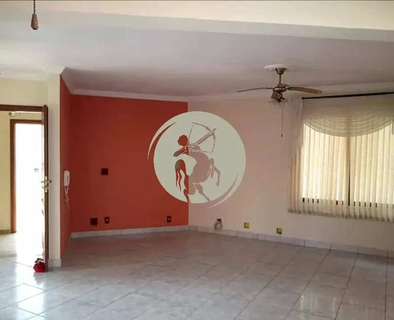 Casa com 4 quartos à venda, 340m2 em Embaré, Santos - SP - imagem 4 Foto 4 de Casa com 4 quartos à venda, 340m2 em Embaré, Santos - SP