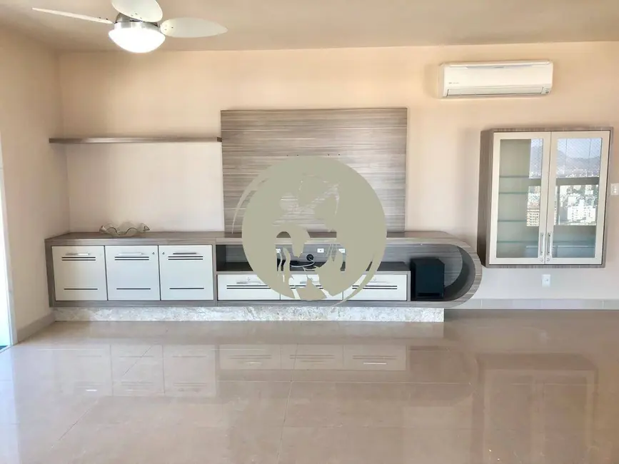 Apartamento com 4 quartos à venda e para alugar, 234m2 em Embaré, Santos - SP - imagem 8 Foto 8 de Apartamento com 4 quartos à venda e para alugar, 234m2 em Embaré, Santos - SP