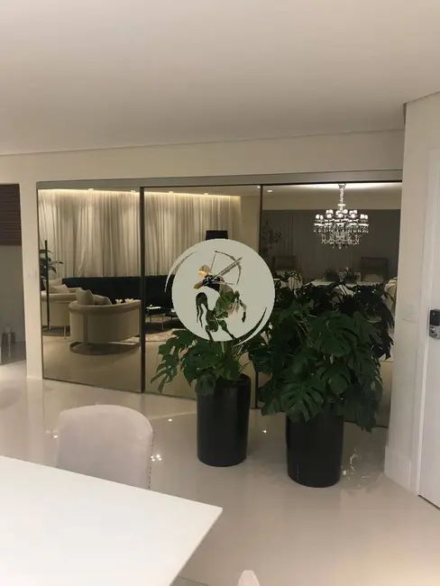 Apartamento com 3 quartos à venda, 200m2 em Ponta da Praia, Santos - SP - imagem 6 Foto 6 de Apartamento com 3 quartos à venda, 200m2 em Ponta da Praia, Santos - SP