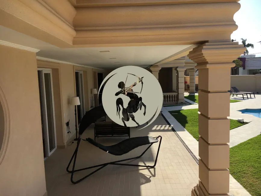 Casa de Condomínio com 7 quartos à venda, 1250m2 em Jardim Acapulco, Guaruja - SP - imagem 9 Foto 9 de Casa de Condomínio com 7 quartos à venda, 1250m2 em Jardim Acapulco, Guaruja - SP