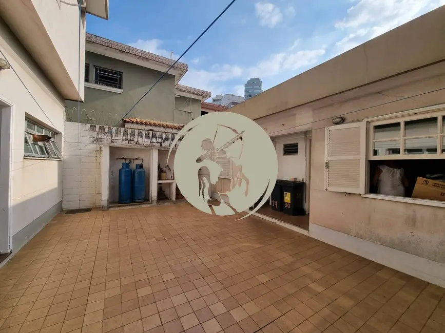 Casa com 4 quartos à venda, 256m2 em Gonzaga, Santos - SP - imagem 5 Foto 5 de Casa com 4 quartos à venda, 256m2 em Gonzaga, Santos - SP