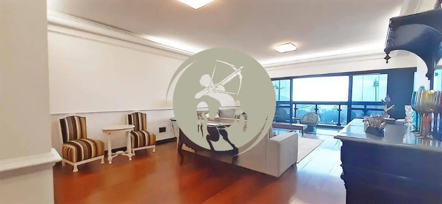 Apartamento com 3 quartos à venda e para alugar, 252m2 em Gonzaga, Santos - SP - imagem 4 Foto 4 de Apartamento com 3 quartos à venda e para alugar, 252m2 em Gonzaga, Santos - SP