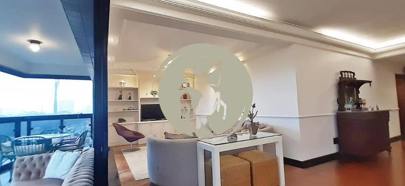 Apartamento com 3 quartos à venda e para alugar, 252m2 em Gonzaga, Santos - SP - imagem 6 Foto 6 de Apartamento com 3 quartos à venda e para alugar, 252m2 em Gonzaga, Santos - SP