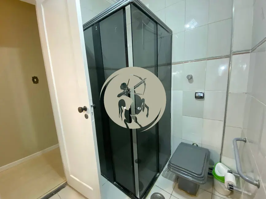 Apartamento com 2 quartos à venda e para alugar, 90m2 em Gonzaga, Santos - SP - imagem 8 Foto 8 de Apartamento com 2 quartos à venda e para alugar, 90m2 em Gonzaga, Santos - SP