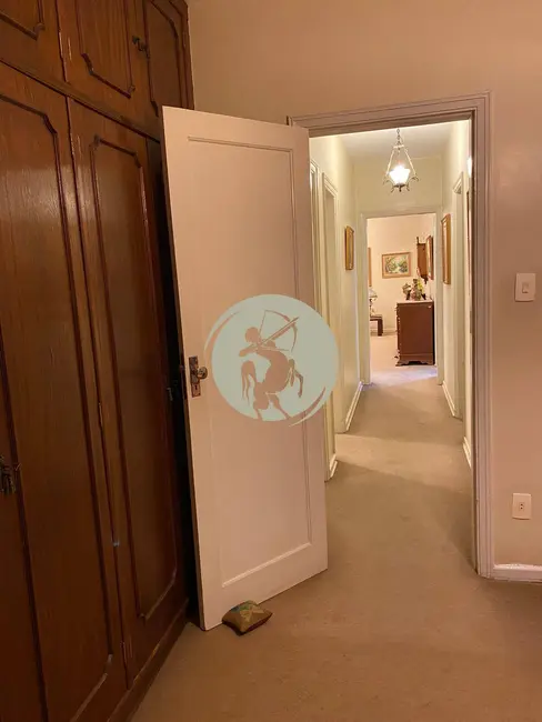 Apartamento com 3 quartos à venda, 160m2 em Pompéia, Santos - SP - imagem 9 Foto 9 de Apartamento com 3 quartos à venda, 160m2 em Pompéia, Santos - SP