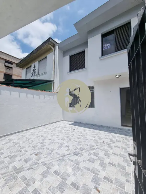 Foto 1 de Casa com 3 quartos à venda, 120m2 em Encruzilhada, Santos - SP