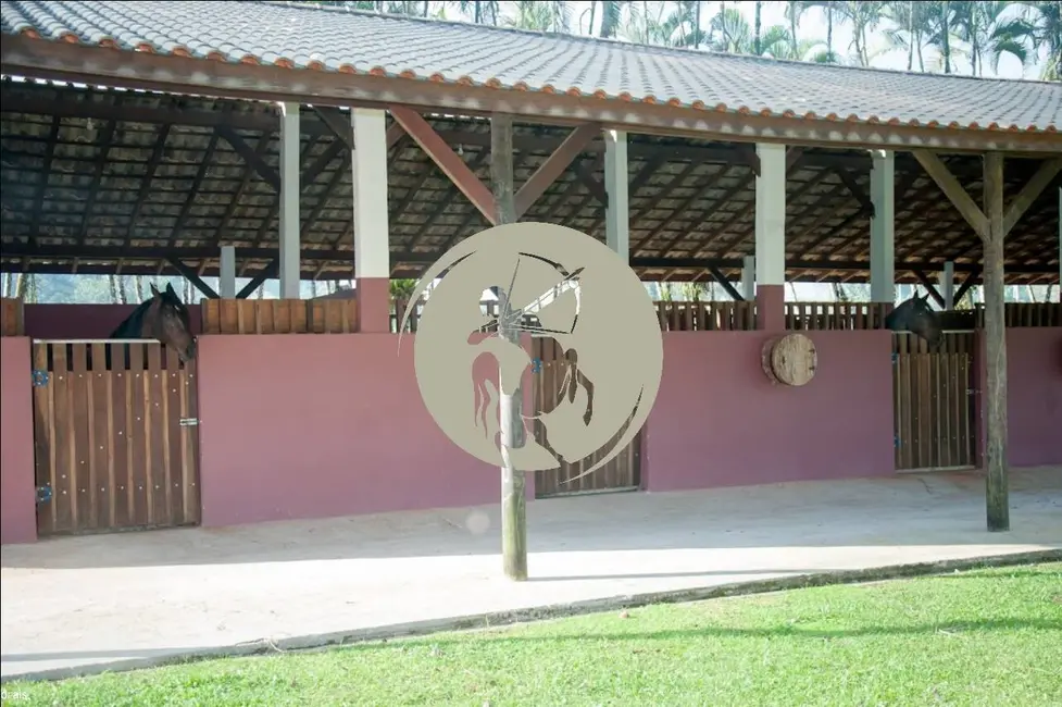 Fazenda / Haras com 10 quartos à venda, 28m2 em Peruibe - SP - imagem 7 Foto 7 de Fazenda / Haras com 10 quartos à venda, 28m2 em Peruibe - SP