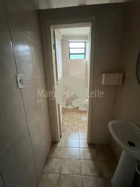 Sala Comercial à venda e para alugar, 120m2 em Vila Nova, Santos - SP - imagem 9 Foto 9 de Sala Comercial à venda e para alugar, 120m2 em Vila Nova, Santos - SP