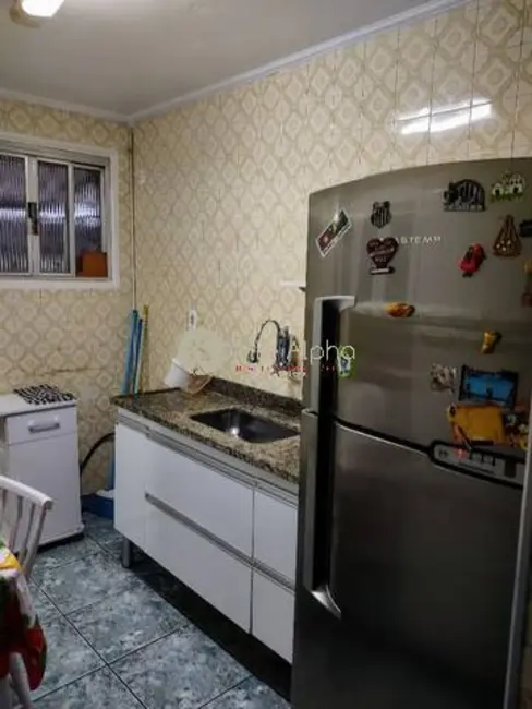 Casa com 2 quartos à venda, 60m2 em Aparecida, Santos - SP - imagem 3 Foto 3 de Casa com 2 quartos à venda, 60m2 em Aparecida, Santos - SP
