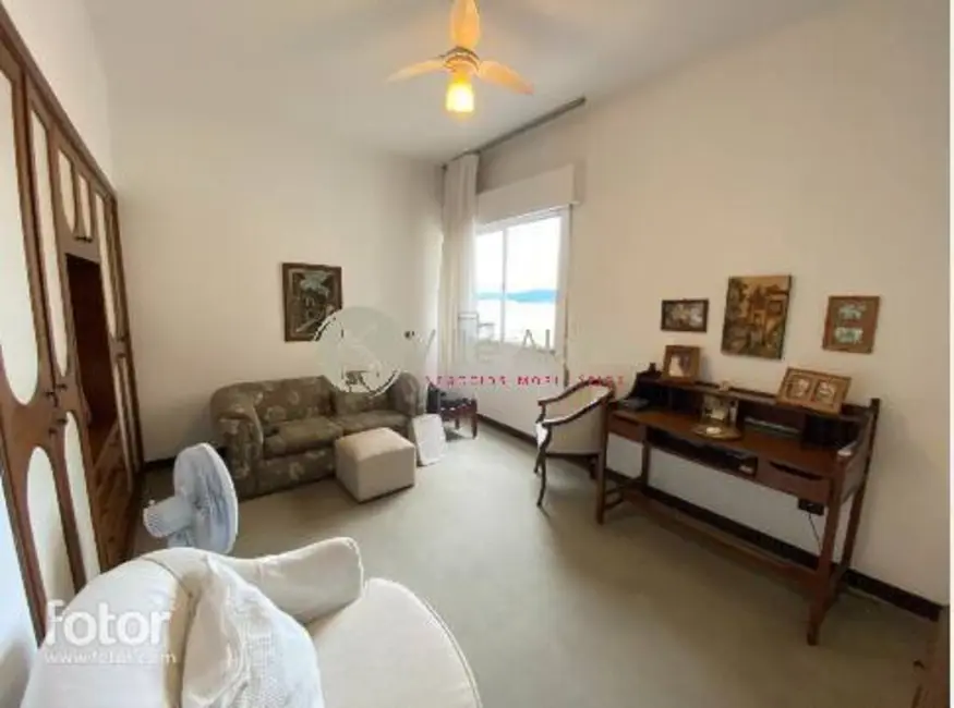 Apartamento com 4 quartos à venda, 270m2 em Gonzaga, Santos - SP - imagem 8 Foto 8 de Apartamento com 4 quartos à venda, 270m2 em Gonzaga, Santos - SP