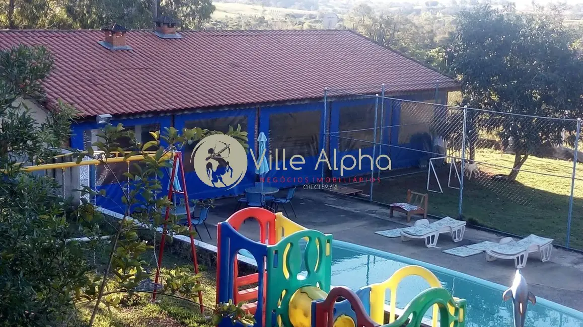 Foto 1 de Chácara com 4 quartos à venda, 180m2 em Porangaba - SP