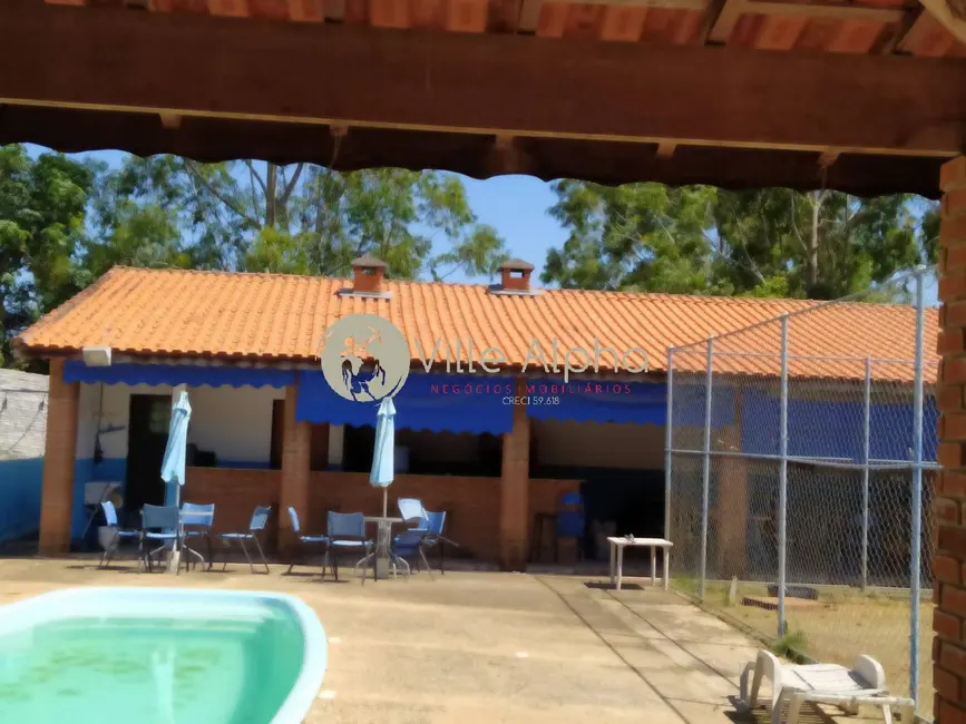 Foto 2 de Chácara com 4 quartos à venda, 180m2 em Porangaba - SP