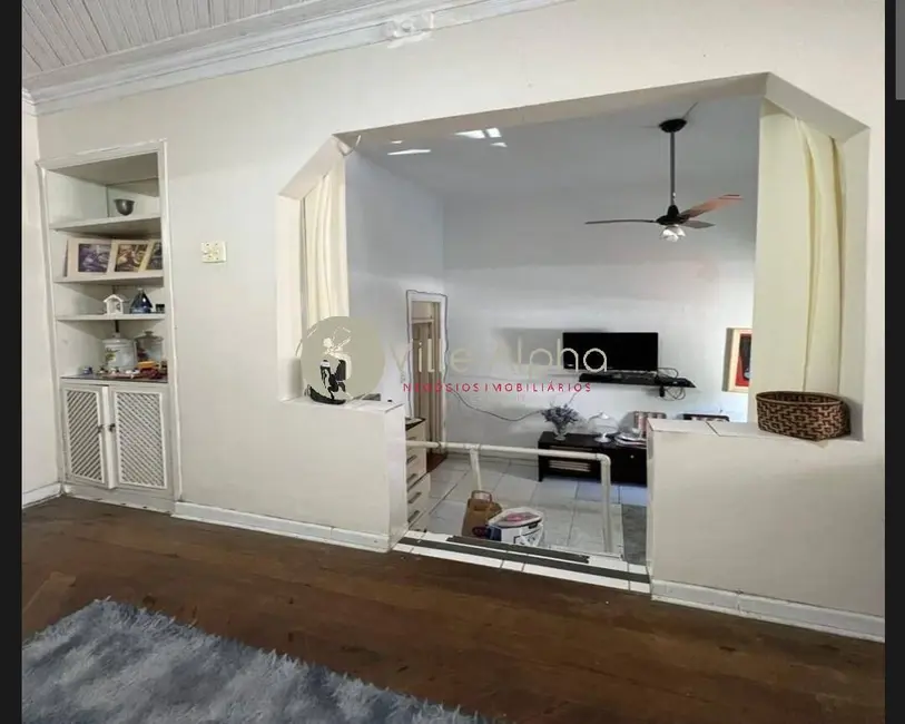 Foto 3 de Sobrado com 3 quartos à venda, 140m2 em Gonzaga, Santos - SP