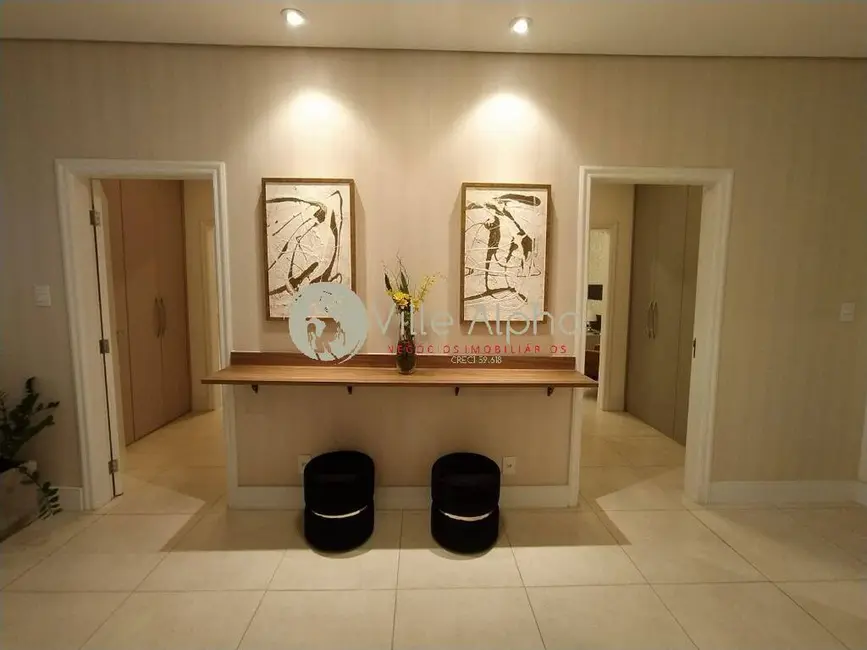 Apartamento com 4 quartos para alugar, 233m2 em Boqueirão, Santos - SP - imagem 8 Foto 8 de Apartamento com 4 quartos para alugar, 233m2 em Boqueirão, Santos - SP