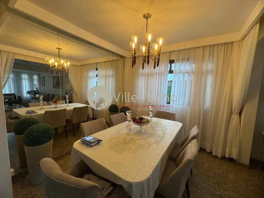 Foto 2 de Casa com 3 quartos à venda, 225m2 em Embaré, Santos - SP