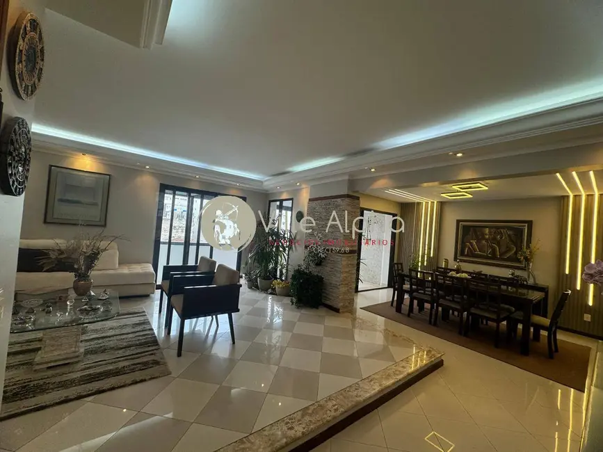 Foto 2 de Apartamento com 3 quartos à venda, 200m2 em Embaré, Santos - SP