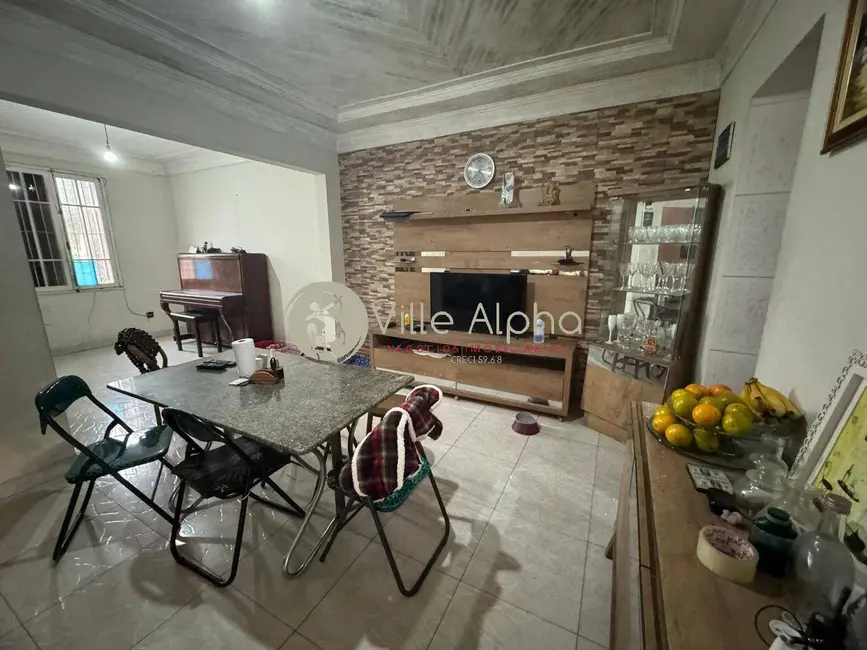 Foto 3 de Casa com 3 quartos à venda, 130m2 em Vila Mathias, Santos - SP