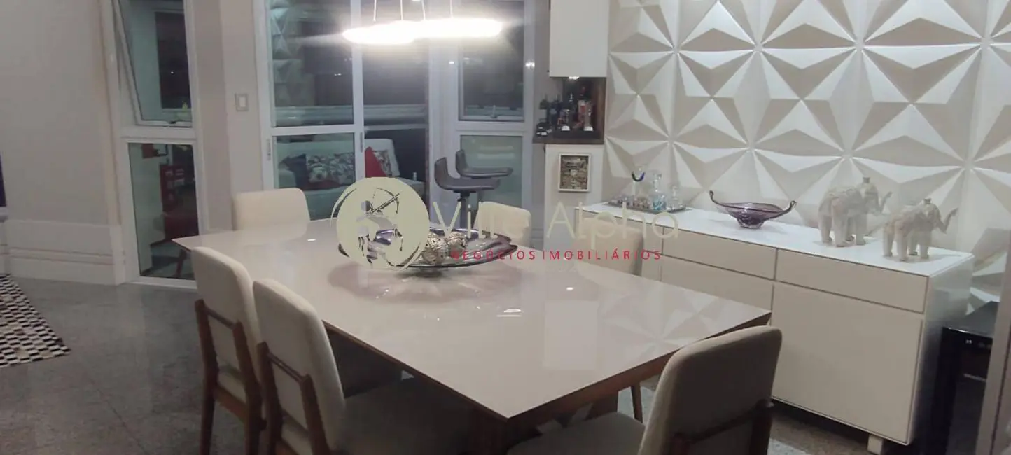 Apartamento com 4 quartos à venda, 205m2 em Gonzaga, Santos - SP - imagem 7 Foto 7 de Apartamento com 4 quartos à venda, 205m2 em Gonzaga, Santos - SP