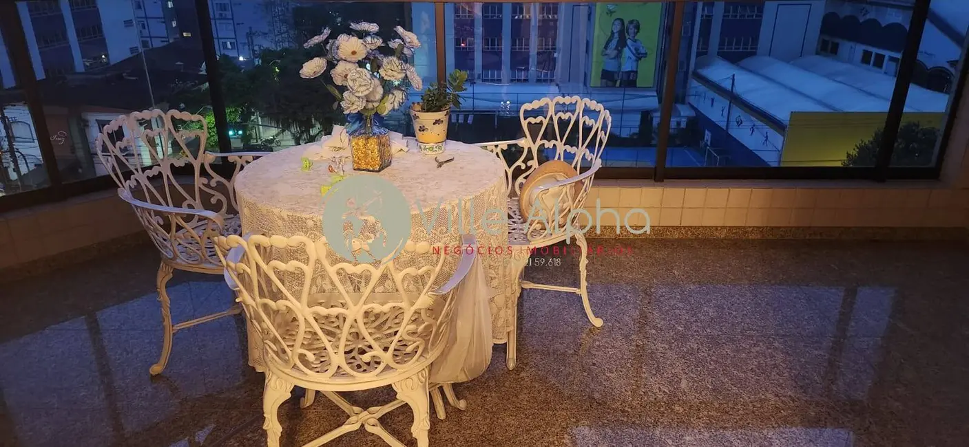 Foto 1 de Apartamento com 3 quartos à venda, 187m2 em Embaré, Santos - SP
