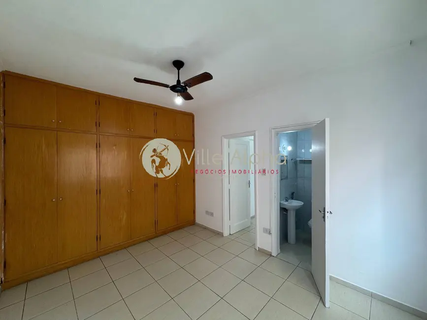 Apartamento com 3 quartos para alugar, 126m2 em Boqueirão, Santos - SP - imagem 8 Foto 8 de Apartamento com 3 quartos para alugar, 126m2 em Boqueirão, Santos - SP