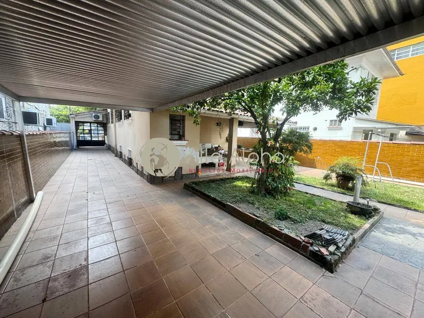 Foto 3 de Casa com 3 quartos à venda, 160m2 em Embaré, Santos - SP