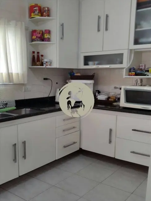 Casa com 3 quartos à venda, 180m2 em Aparecida, Santos - SP - imagem 3 Foto 3 de Casa com 3 quartos à venda, 180m2 em Aparecida, Santos - SP