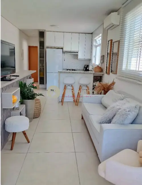 Casa com 2 quartos à venda, 150m2 em Embaré, Santos - SP - imagem 3 Foto 3 de Casa com 2 quartos à venda, 150m2 em Embaré, Santos - SP