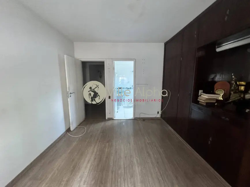 Apartamento com 4 quartos à venda e para alugar, 290m2 em Boqueirão, Santos - SP - imagem 4 Foto 4 de Apartamento com 4 quartos à venda e para alugar, 290m2 em Boqueirão, Santos - SP