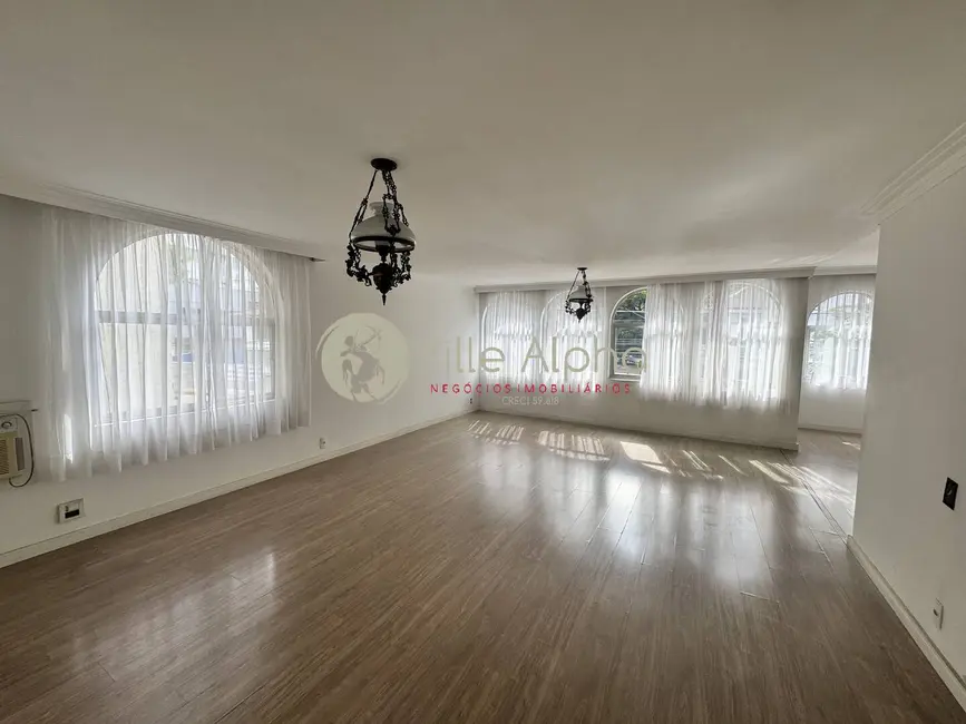 Apartamento com 4 quartos à venda e para alugar, 290m2 em Boqueirão, Santos - SP - imagem 2 Foto 2 de Apartamento com 4 quartos à venda e para alugar, 290m2 em Boqueirão, Santos - SP