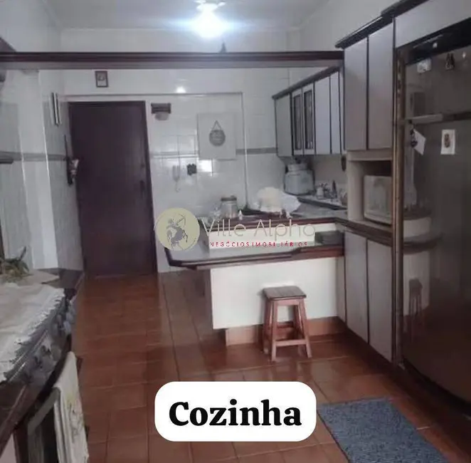 Apartamento com 3 quartos à venda, 210m2 em Campo Grande, Santos - SP - imagem 5 Foto 5 de Apartamento com 3 quartos à venda, 210m2 em Campo Grande, Santos - SP