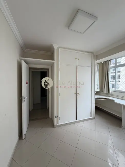 Foto 15 de Apartamento com 3 quartos à venda e para alugar, 150m2 em Gonzaga, Santos - SP
