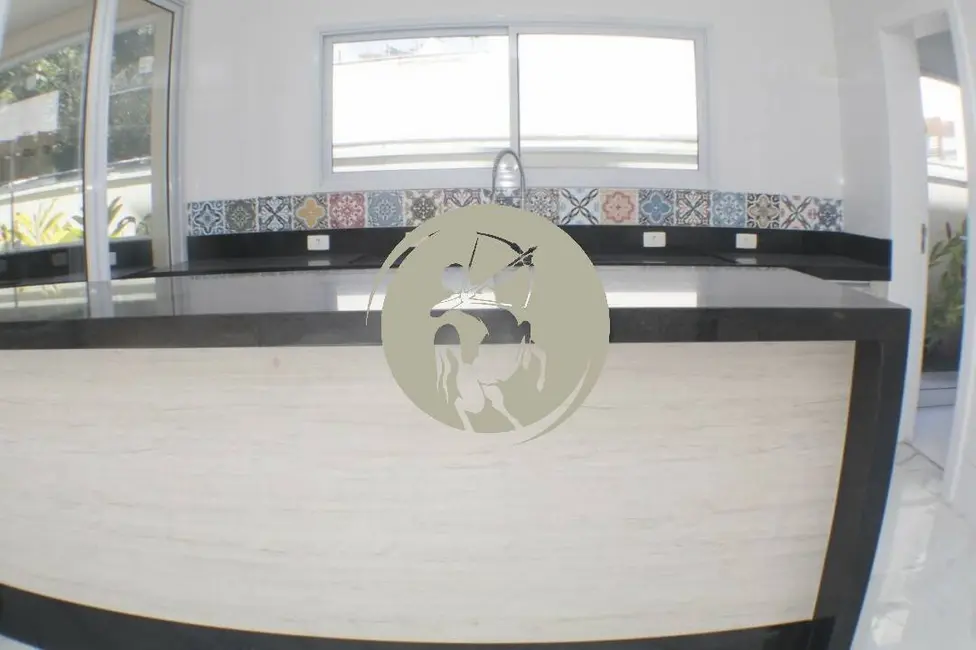 Foto 2 de Casa de Condomínio com 4 quartos à venda, 350m2 em Sao Sebastiao - SP