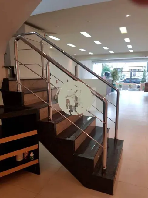 Foto 8 de Casa com 3 quartos à venda, 224m2 em Gonzaga, Santos - SP