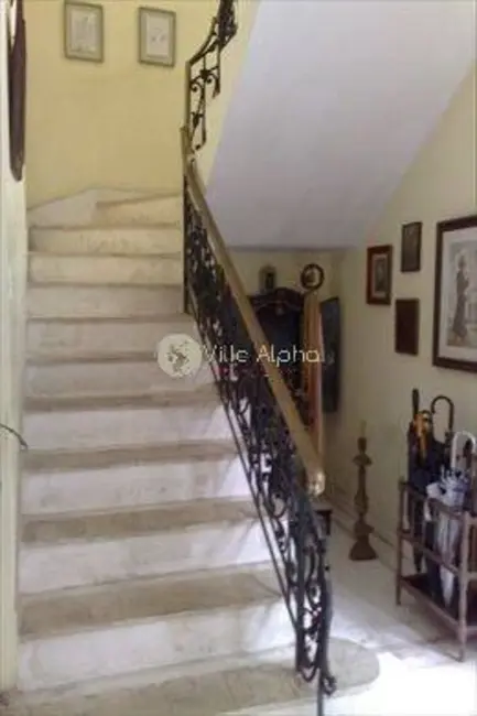 Sobrado com 5 quartos à venda, 350m2 em Boqueirão, Santos - SP - imagem 1 Foto 1 de Sobrado com 5 quartos à venda, 350m2 em Boqueirão, Santos - SP