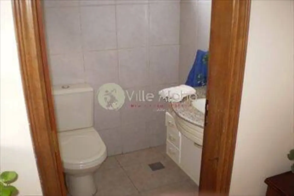 Casa com 3 quartos à venda, 240m2 em Gonzaga, Santos - SP - imagem 4 Foto 4 de Casa com 3 quartos à venda, 240m2 em Gonzaga, Santos - SP