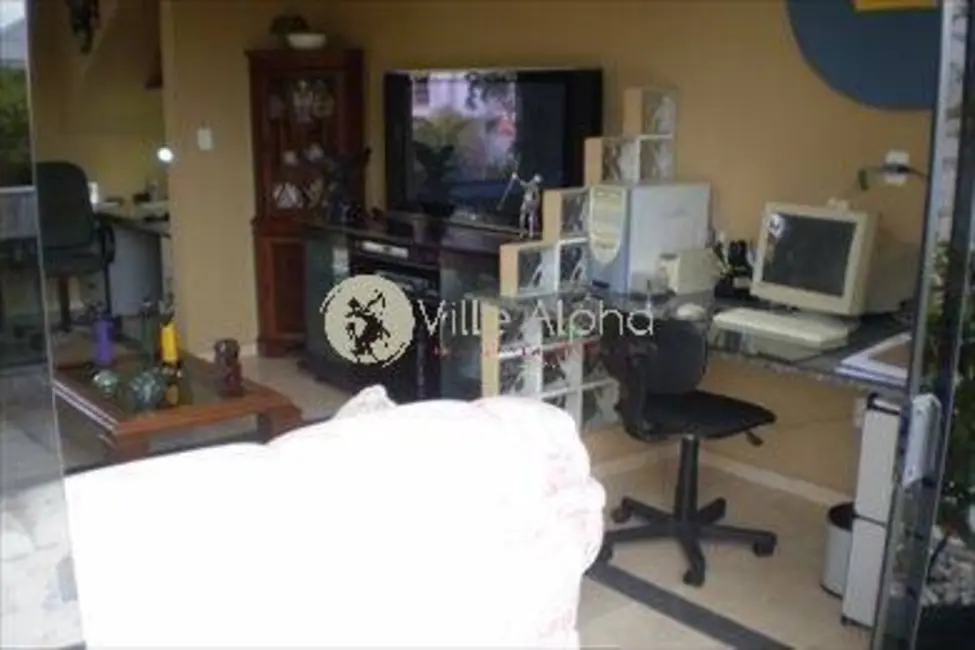 Casa com 3 quartos à venda, 240m2 em Gonzaga, Santos - SP - imagem 3 Foto 3 de Casa com 3 quartos à venda, 240m2 em Gonzaga, Santos - SP