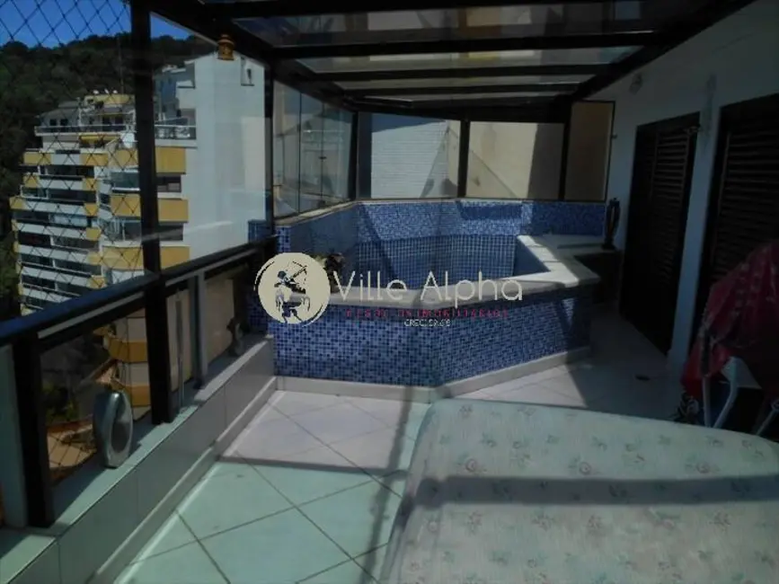 Foto 9 de Apartamento com 3 quartos à venda, 250m2 em Guaruja - SP