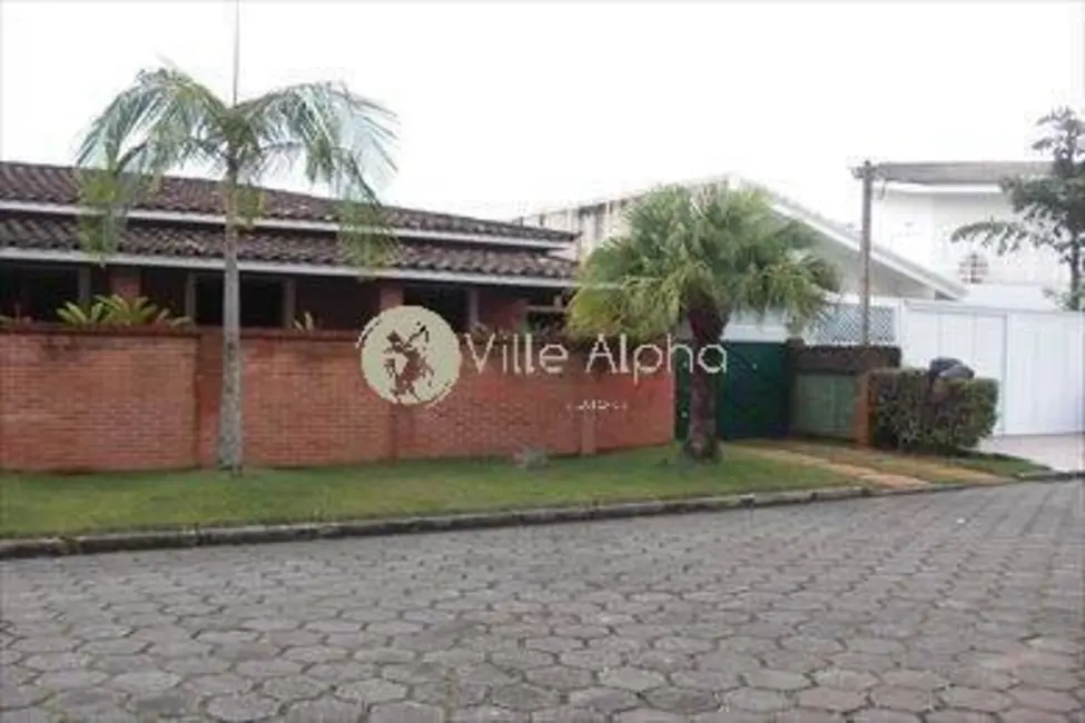 Sobrado com 4 quartos à venda, 500m2 em Acapulco, Guaruja - SP - imagem 4 Foto 4 de Sobrado com 4 quartos à venda, 500m2 em Acapulco, Guaruja - SP