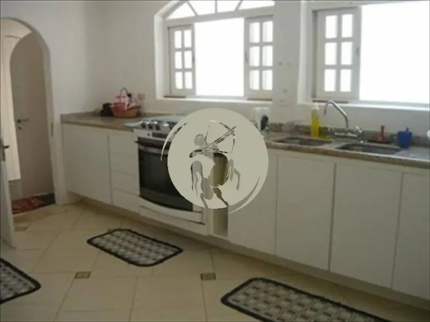 Casa com 4 quartos à venda, 200m2 em Jardim Virgínia, Guaruja - SP - imagem 4 Foto 4 de Casa com 4 quartos à venda, 200m2 em Jardim Virgínia, Guaruja - SP