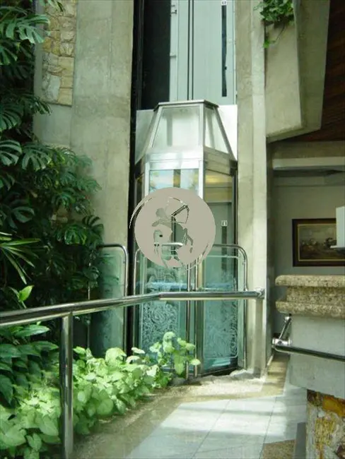 Armazém / Galpão à venda, 1662m2 em Ponta da Praia, Santos - SP - imagem 7 Foto 7 de Armazém / Galpão à venda, 1662m2 em Ponta da Praia, Santos - SP