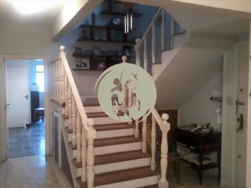 Foto 4 de Casa com 4 quartos à venda, 300m2 em Ponta da Praia, Santos - SP