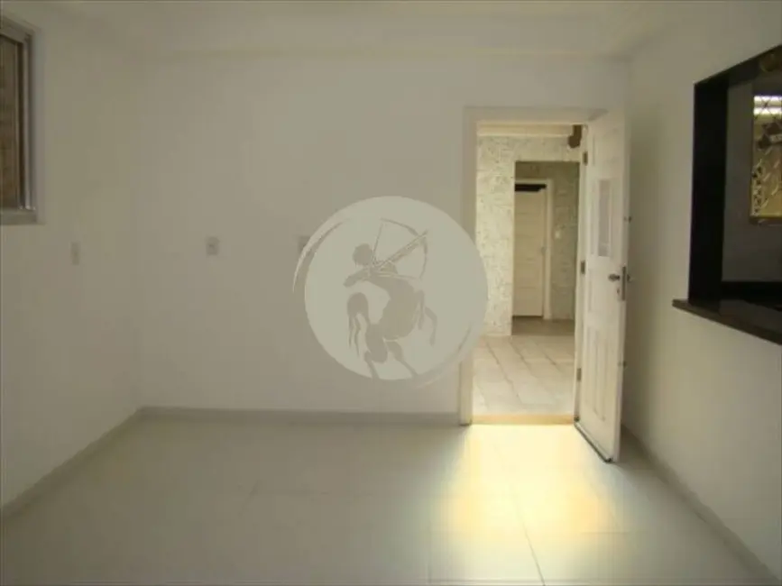 Casa com 4 quartos à venda, 230m2 em Ponta da Praia, Santos - SP - imagem 4 Foto 4 de Casa com 4 quartos à venda, 230m2 em Ponta da Praia, Santos - SP