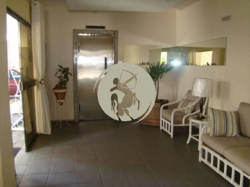 Foto 2 de Apartamento com 2 quartos à venda, 90m2 em Embaré, Santos - SP