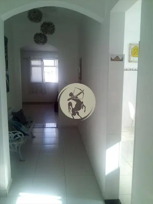 Casa com 3 quartos à venda, 150m2 em Embaré, Santos - SP - imagem 4 Foto 4 de Casa com 3 quartos à venda, 150m2 em Embaré, Santos - SP