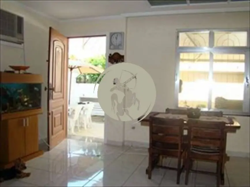 Foto 6 de Sobrado com 3 quartos à venda, 150m2 em Ponta da Praia, Santos - SP