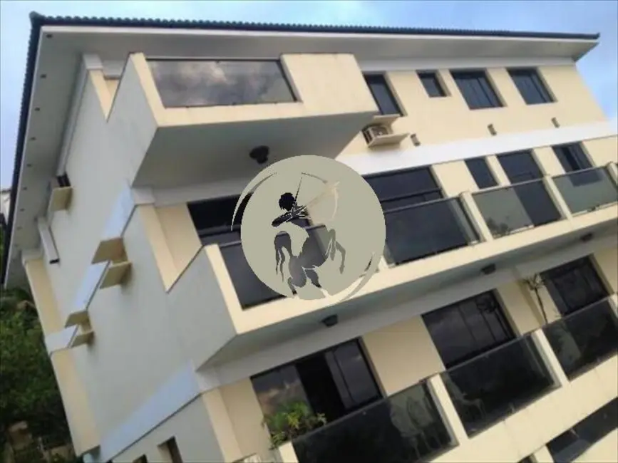 Foto 3 de Casa com 6 quartos à venda, 733m2 em Santos - SP