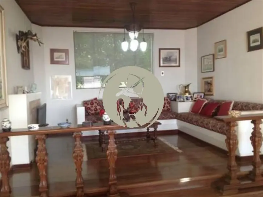 Foto 5 de Casa com 6 quartos à venda, 733m2 em Santos - SP