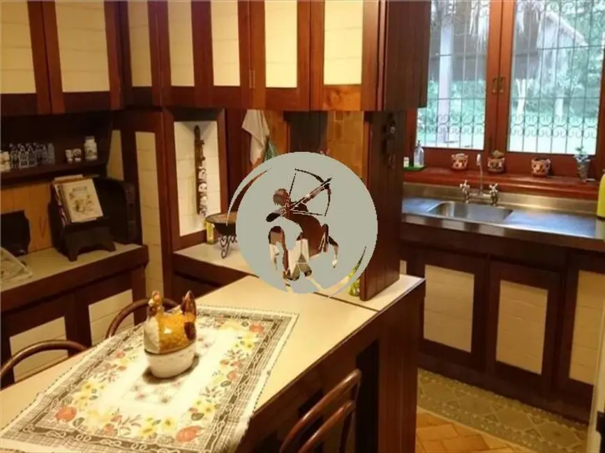 Foto 1 de Casa com 4 quartos à venda, 440m2 em Santos - SP