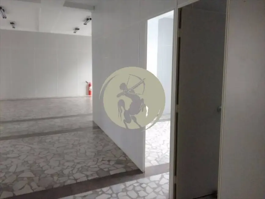 Foto 4 de Sala Comercial à venda, 300m2 em Gonzaga, Santos - SP